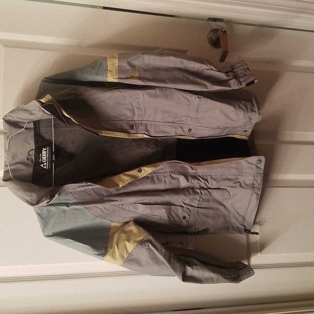 Light weight ski jacket